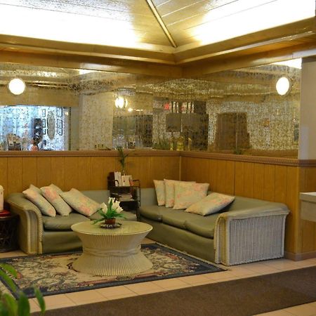 West Plaza Desekel Hotel Koror Kültér fotó